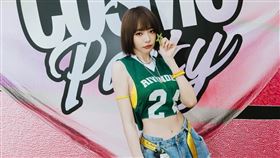 「真人版娜美」稱號的大馬女神林明禎難得返台演出。（圖／翻攝自minchen333 IG）