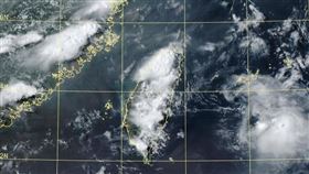 快訊／雨勢升級！15縣市豪、大雨特報　大雷雨炸北北基桃