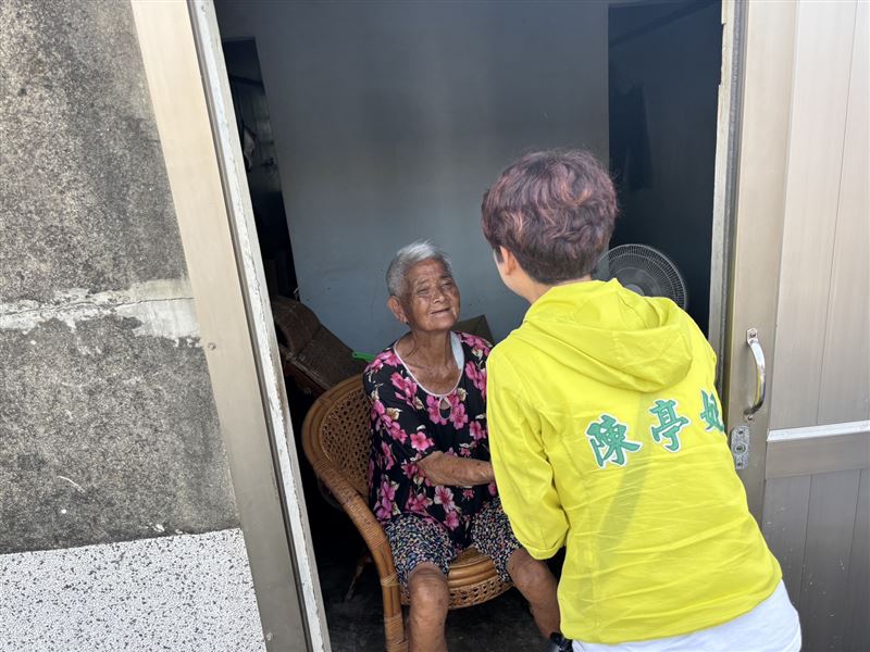 立法委員陳亭妃勘災。(圖/陳亭妃提供)