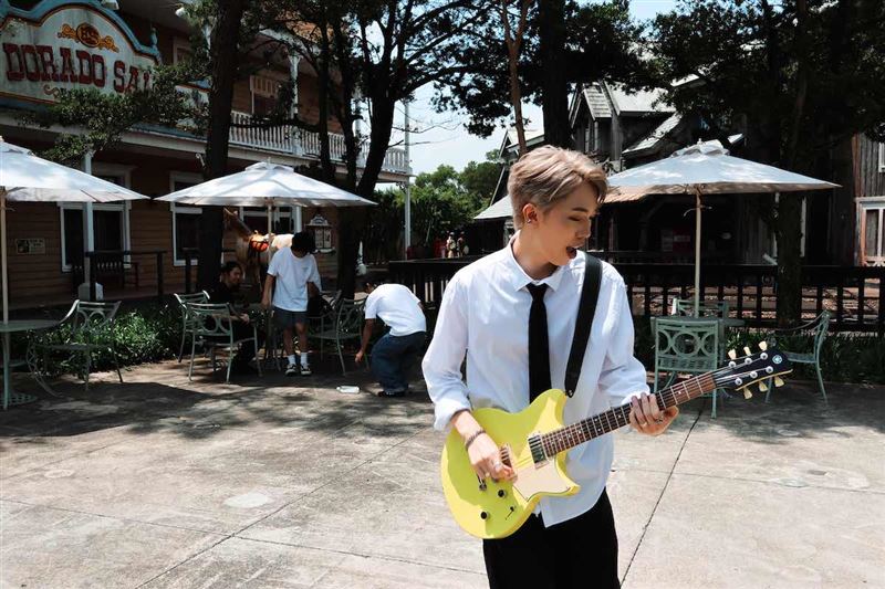 李晉瑋發行全新單曲〈Someday〉,寫下對青春歲月的致敬與對未來的深情告白。(圖/小山泉音樂提供)