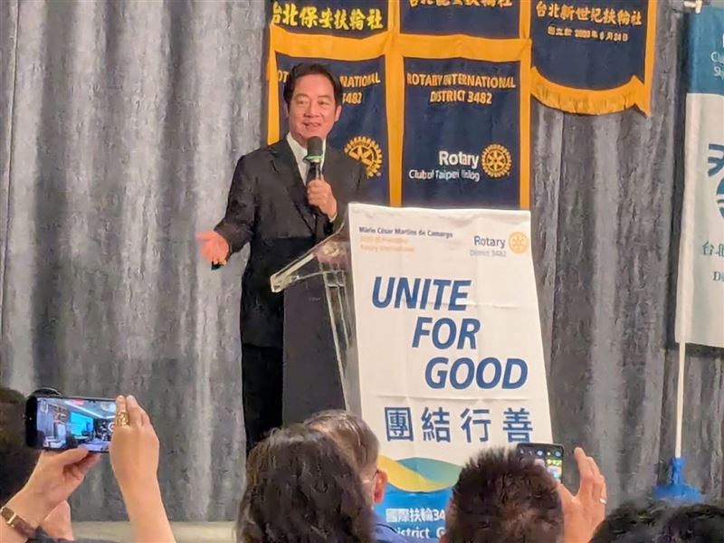 總統賴清德15日低調出席扶輪社七月例會開講。(圖/民眾提供)