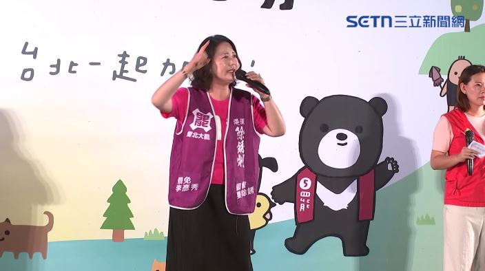吳思瑤砲轟藍白掏空國庫。(圖/記者林瑞恩翻攝)
