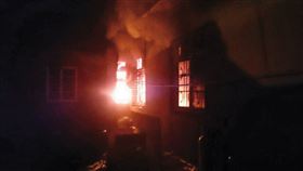 除夕團圓飯6死5傷　孽子為35年遺憾燒全家