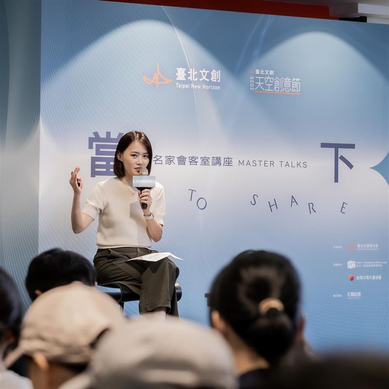 林昶佐太太Doris公開現身談病況。(圖/翻攝自臉書)