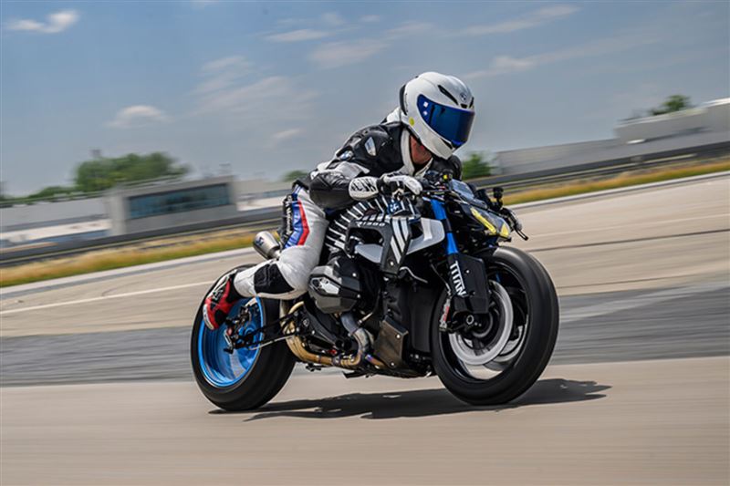 BMW Titan大量採用M 1000 RR零件。(翻攝BMW網站)