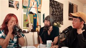 凱莉（左起）、范琪斐、阿滴聊到天殘與權樂（圖／翻攝范琪斐的美國時間YT）