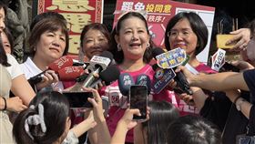 ▲民進黨立法院黨團幹事長吳思瑤出席「護國大遶境」新北集結出發儀式並接受媒體聯訪。（圖／記者劉秀敏攝影）