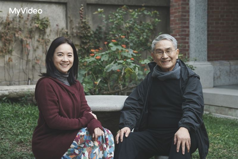 本週迎來國寶級嘉賓林懷民(右),是主持人曾寶儀(左)親自邀請。(圖/台灣大哥大MyVideo、三立提供)