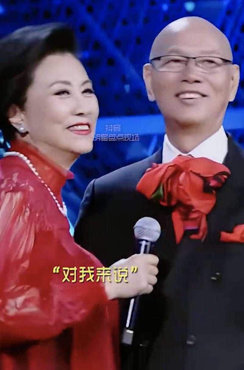 羅家英妻子汪明荃說會樂觀看待一切。(圖/翻攝自微博)