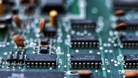 ▲外媒曝台灣半導體產業，被與中國有關聯的駭客鎖定。（圖／翻攝自Pixabay） 