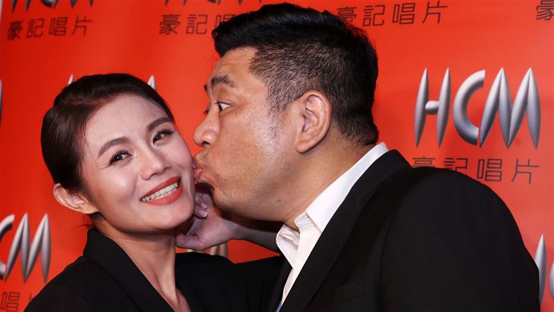 NONO因性騷導致演藝事業全面停擺,老婆朱海君仍努力工作養家。(圖/資料照)