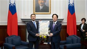 ▲總統賴清德接見瓜地馬拉共和國國會議長羅慕斯（Nery Abilio Ramos y Ramos）訪團。（圖／總統府提供） 