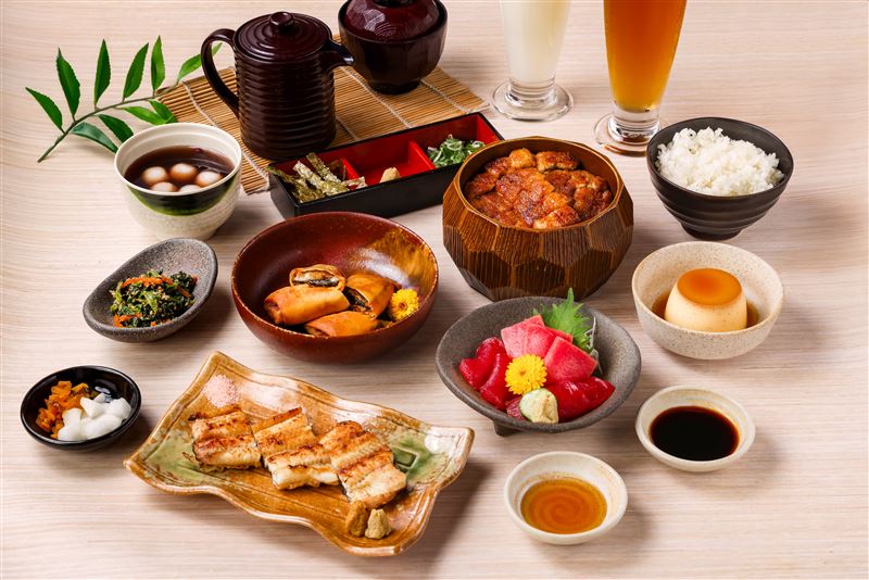 四代目菊川推出期間限定「盛夏雙味鰻宴」雙人套餐。(圖/四代目菊川提供)