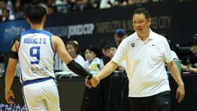 ▲金華國中教練吳正杰，接下瓊斯盃台灣白總教練。（圖／中華籃協提供）