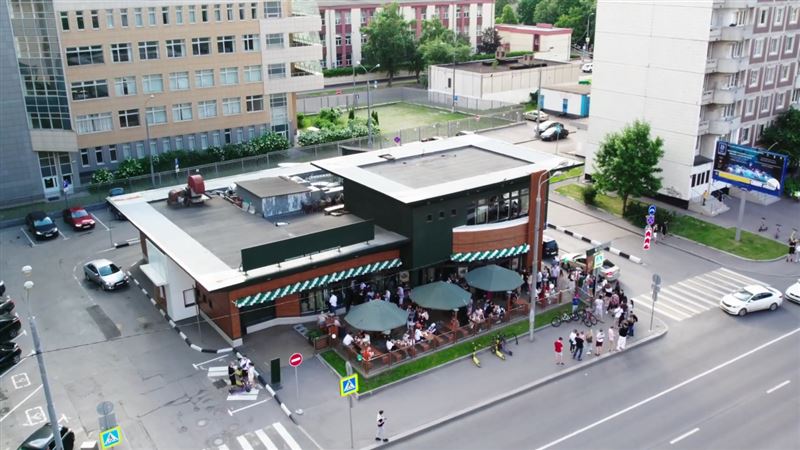 「Tasty Dot」是俄羅斯的連鎖速食店,主要供應重新命名的麥當勞菜單。(圖/翻攝維基百科)