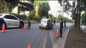 誤以為自己被通緝　北市男駕車衝撞警逃逸