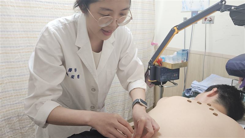 三伏貼助改善過敏、氣喘 醫：4類人要小心