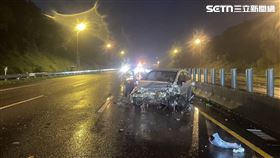 國道,自撞,車禍,大貨車,連環撞,台中,沙鹿,國3（圖／翻攝畫面）