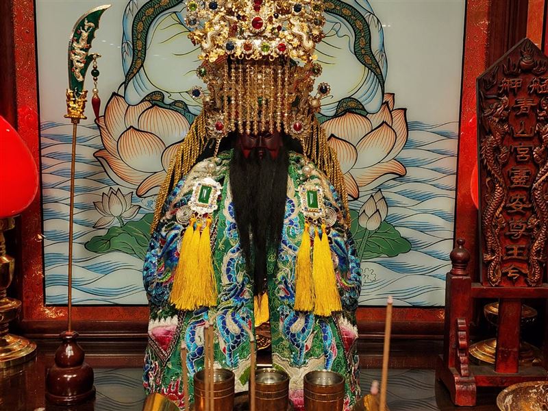農曆6月24日是關聖帝君的生日。商場和江湖中人稱「關二爺」。 求財求正義拜拜這3招最有效。(圖/記者鍾志鵬攝影)
