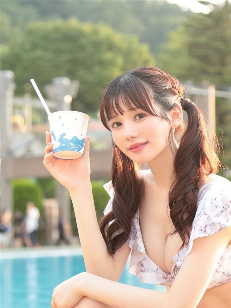 五日市芽依自爆自己拍片時喝酒醉到胡言亂語。(圖/翻攝自5may_itsukaichi IG)