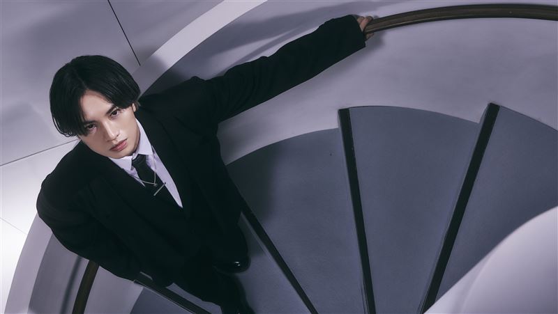 訪問／中島健人狂嗑炒飯　龍山寺抽上上籤