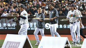 ▲中職36年明星賽「全壘打大賽」，味全龍內野手林智勝首輪敲出5轟。（圖／記者劉彥池攝影）