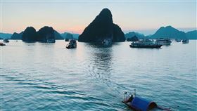 下龍灣台灣人很愛去位於北越廣寧省的下龍灣（圖）是台灣遊客很愛去的景點之一，受越南1月爆發的新一波本土疫情影響，下龍灣2021年前兩個月的票務收入創20年來新低。（讀者提供）中央社記者陳家倫河內傳真  110年3月17日