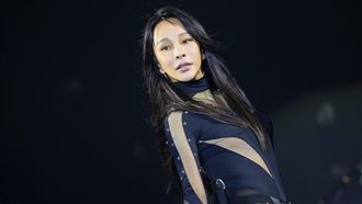 温嵐唱到一半　戲劇女神突開金嗓全場驚呆