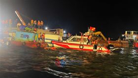 船難死者攀至34人。（圖／翻攝自臉書）

