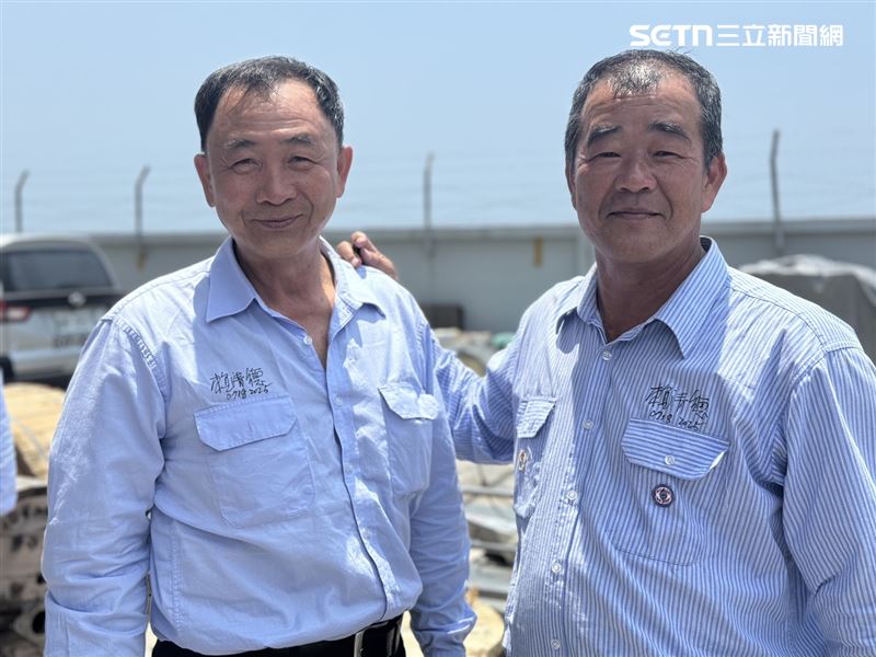 曾為台灣出戰國際賽事的棒球國手羅振榮（右）、柯東榮（左）同在嘉義區處，一同拚復電。（圖／台電嘉義區處提供）