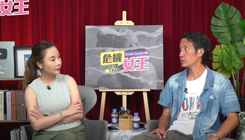 唐治平(右)上許聖梅節目(圖/翻攝哏傳媒YT)