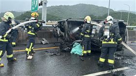 宜蘭,國道5號,火燒車,焦屍。（圖／翻攝畫面）