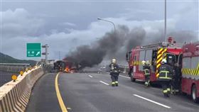 宜蘭,國道5號,火燒車,焦屍。（圖／翻攝畫面）