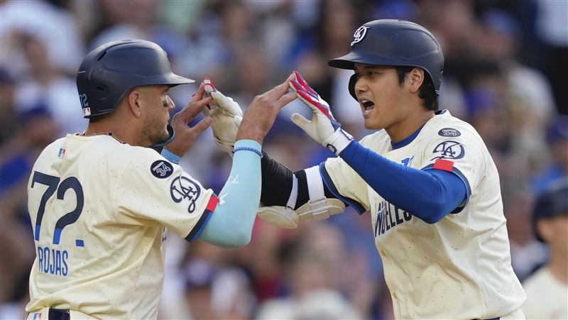 休息區模擬揮棒　大谷翔平一上場炸33轟！