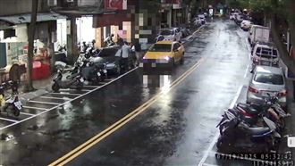 醉客認小黃司機繞路　嗆超過1公尺就扁你