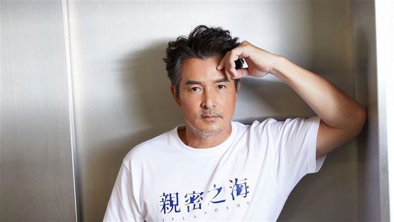 獨／視帝脫光床戰！對戲女星驚：快穿起來