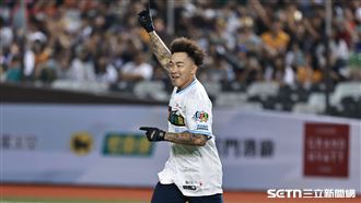 郭泓志打王建民投！　明星賽驚喜公益橋段