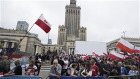 波蘭右翼政黨發起反移民遊行。（圖／美聯社／達志影像）