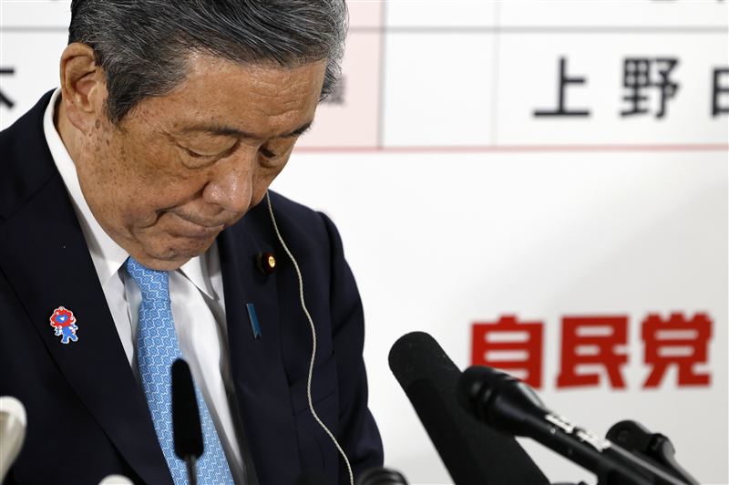 執政自民黨幹事長森山裕(Hiroshi Moriyama)選後抵達自民黨總部。(圖/美聯社/達志影像)