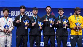 世大運桌球男團　台灣站上頒獎台台灣桌球男子代表隊20日在德國世大運團體決賽，以3比2擊敗中國，拿到賽史首面金牌，站上頒獎台的最高位置。（大專體總提供）中央社記者黎建忠傳真　114年7月21日