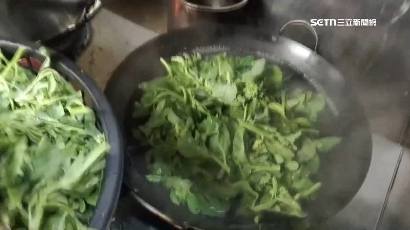 連日豪雨釀菜價續漲　農民嘆「別再下」