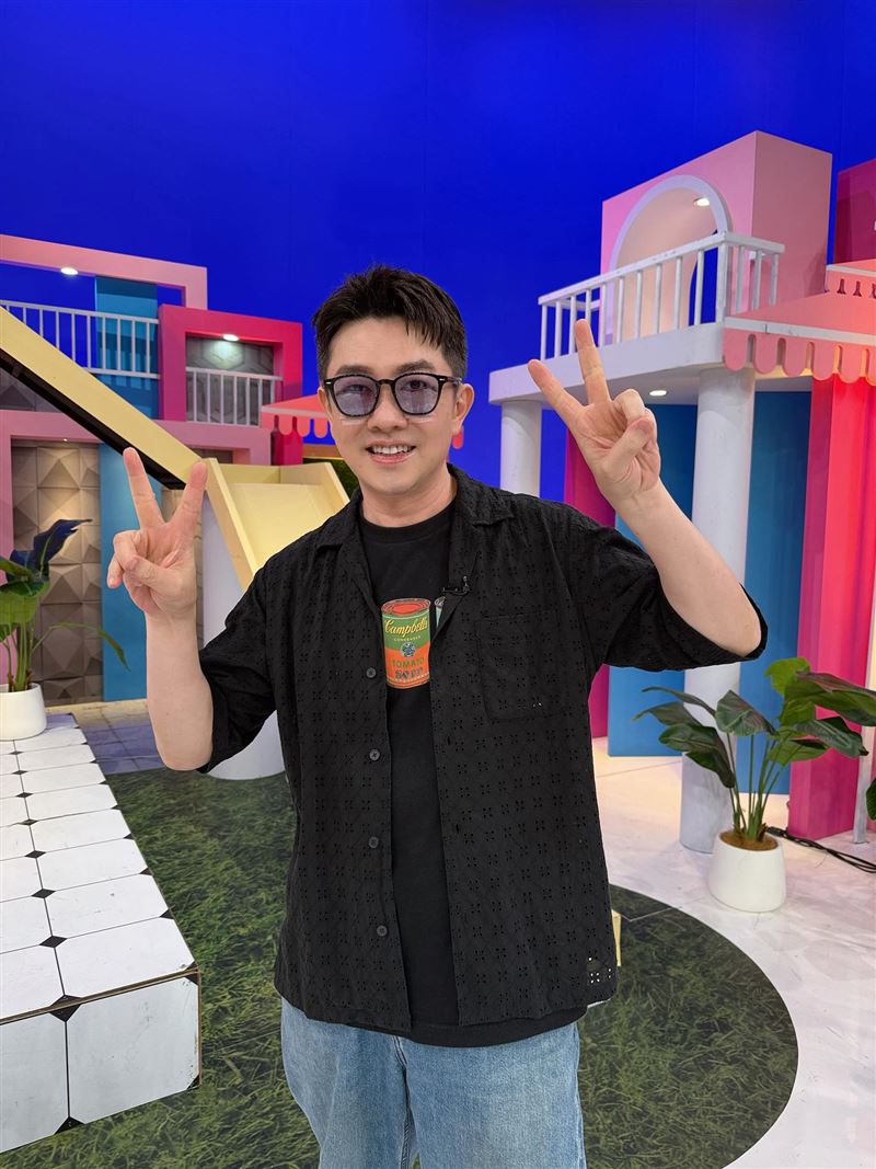 李明川今年剛過50歲，坦言前幾年確實有中年危機。（圖／李明川提供）