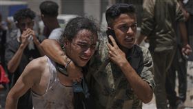 ▲周日至少有94名巴勒斯坦人被以色列軍隊開槍殺害，當時這些巴勒斯坦人正試圖獲取援助物資。（圖／美聯社／達志影像）