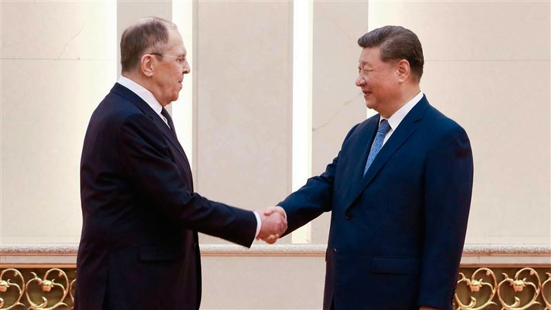 習近平與俄羅斯外長會面。(圖/美聯社/達志影像)