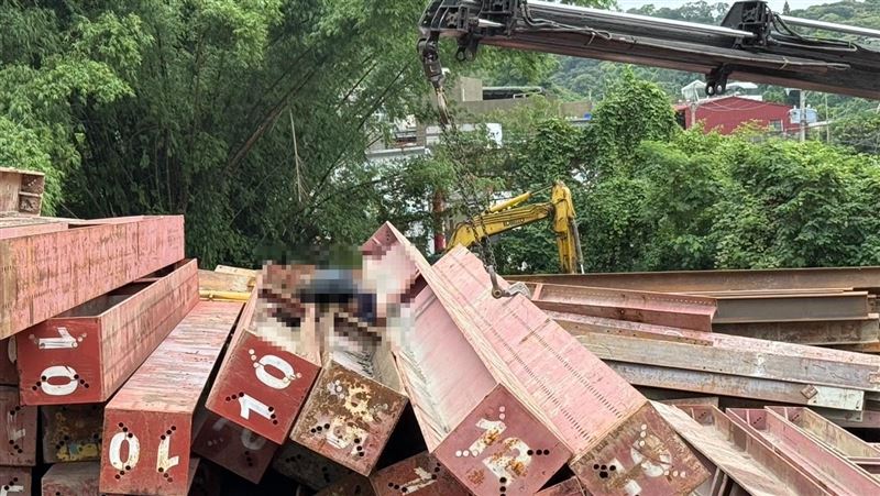 彰化芬園鄉一處工地發生工安意外,25歲工人遭鋼梁重壓慘死。(圖/民眾提供)