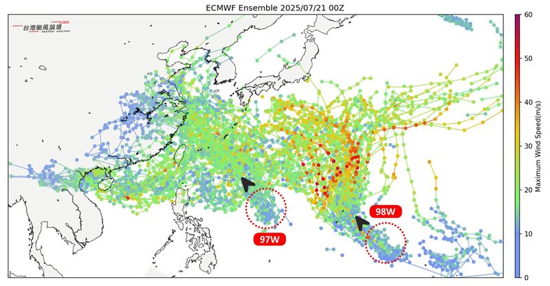 熱帶擾動97W、98W逐漸形成，不過預報持續變動中。（圖／翻攝自台灣颱風論壇｜天氣特急）