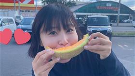 日本AV女優川奈桃果曾是物理老師。（圖／翻攝自x）