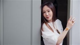 尹馨因拍鬼片磁場衰，靠琥珀辟邪。（圖／鏡藝宏海提供／服裝iROO提供）