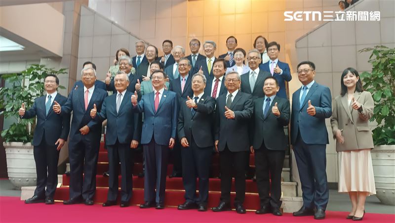 聚焦AI新十大建設　經發會顧問會議登場