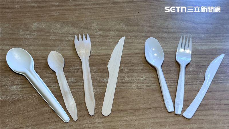 台灣麥當勞有6門市在祕密測試紙湯匙、木製餐具。(圖/記者 賴俊佑攝影)
